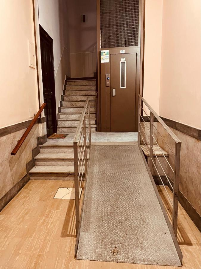 La Titina Sella Hotel Bari Eksteriør billede