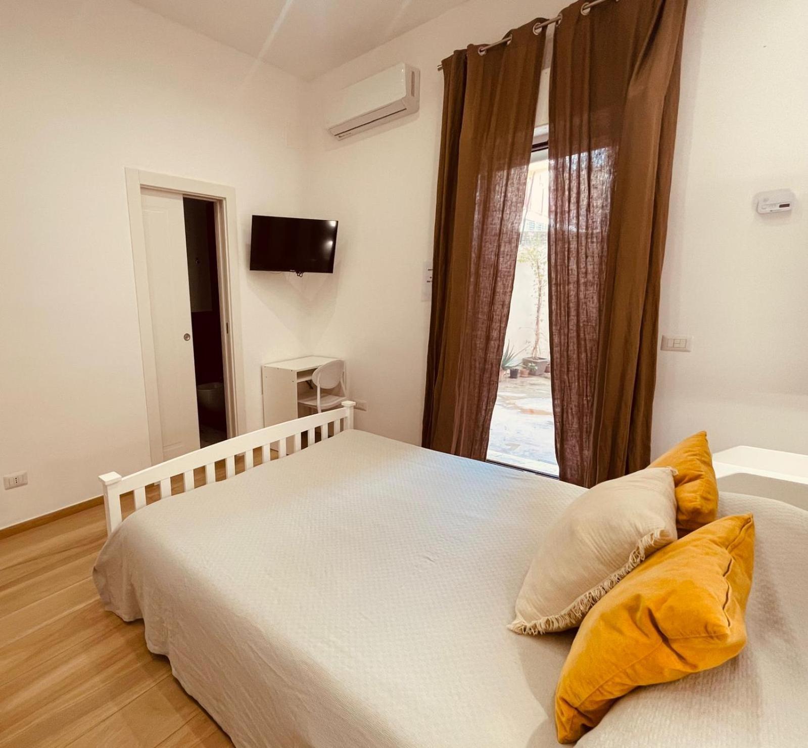 La Titina Sella Hotel Bari Eksteriør billede